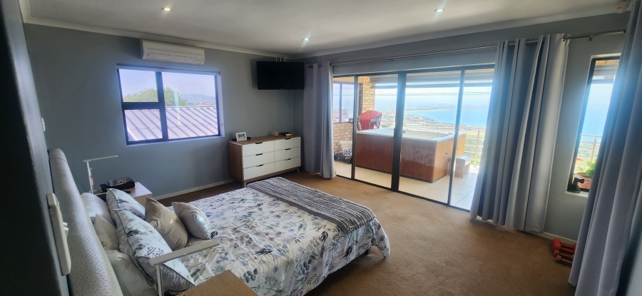 6 Bedroom Property for Sale in Da Nova Western Cape